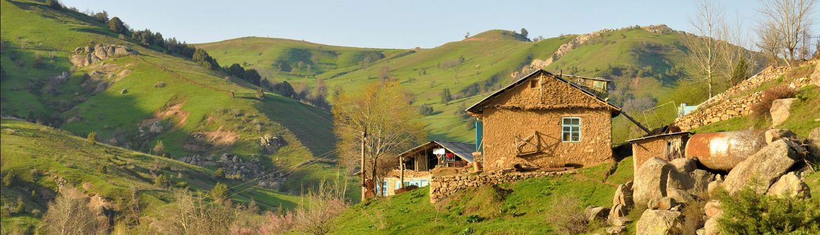 Haus und Landschaft in Zentralasien